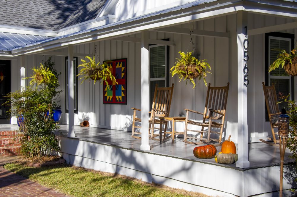 Cost of Front Porch Construction in Lake Stevens