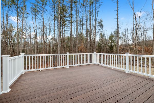 Deck Rail Repair in Lake Stevens