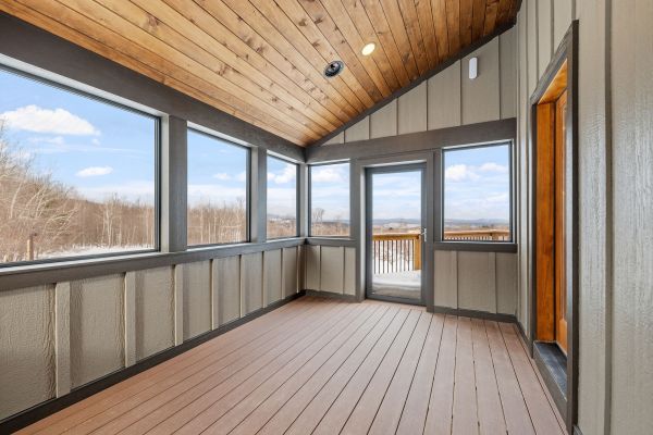Cost of Porch Ceiling Installation in Lake Stevens