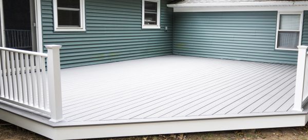 Cost of Vinyl Decking Installation in Lake Stevens