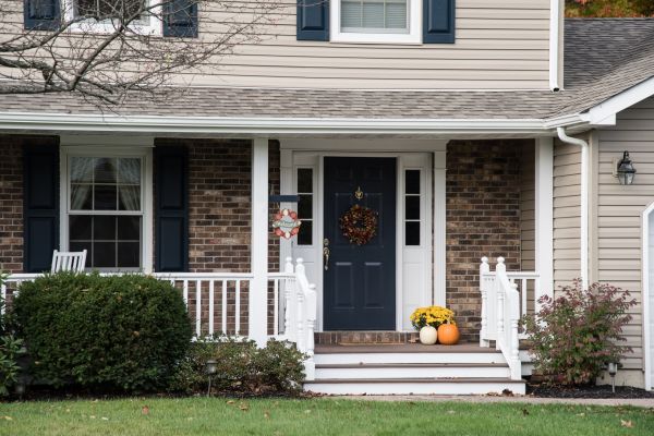 Cost of Front Deck Construction in Lake Stevens